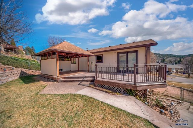 2523 TOMAHAWK DR, Rapid City, SD 57702