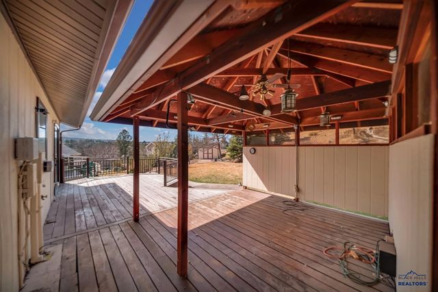 2523 TOMAHAWK DR, Rapid City, SD 57702