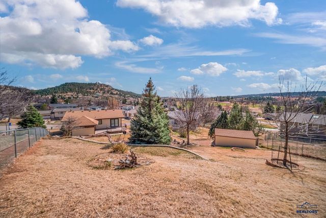 2523 TOMAHAWK DR, Rapid City, SD 57702