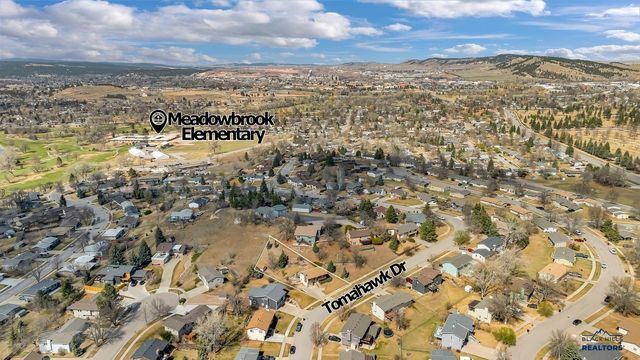 2523 TOMAHAWK DR, Rapid City, SD 57702