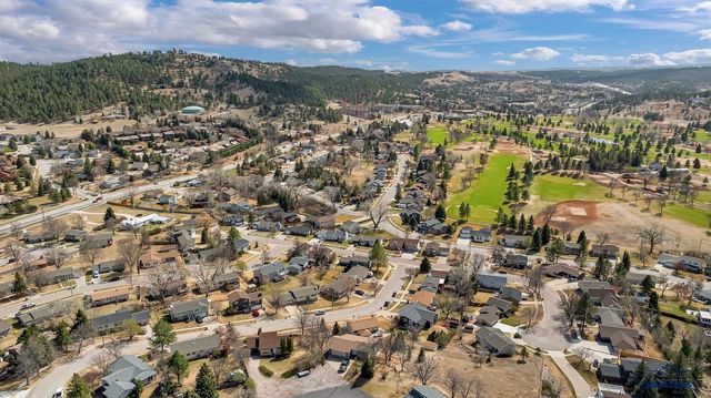 2523 TOMAHAWK DR, Rapid City, SD 57702