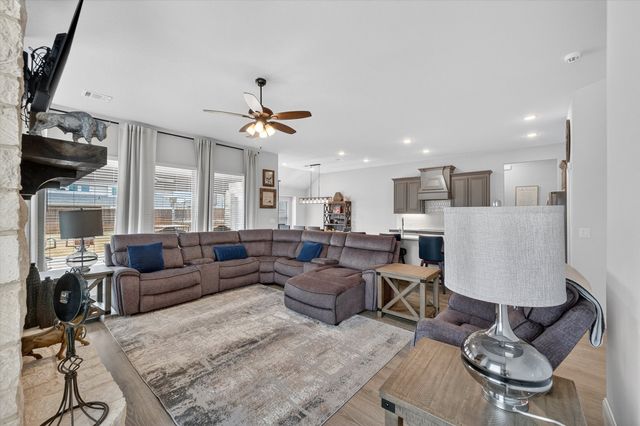 644 Winters Drive, Waxahachie, TX 75165