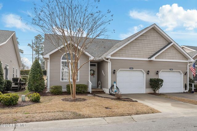 505 Village Green Drive A, Morehead City, NC 28557