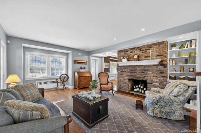 252 Morris Avenue, Rockville Centre, NY 11570