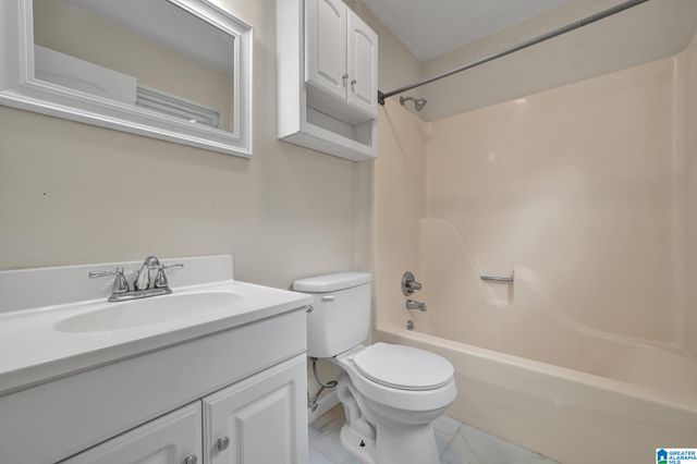 1011 KEITH DRIVE, Weaver, AL 36277