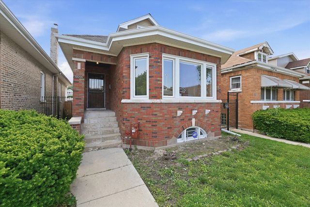 8016 S Perry Avenue, Chicago, IL 60620