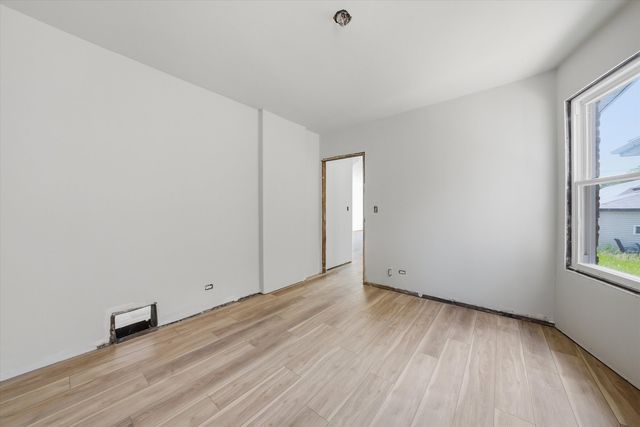 8016 S Perry Avenue, Chicago, IL 60620