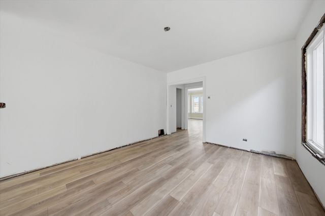 8016 S Perry Avenue, Chicago, IL 60620
