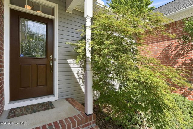 30 Lake View Drive E, Pinehurst, NC 28374