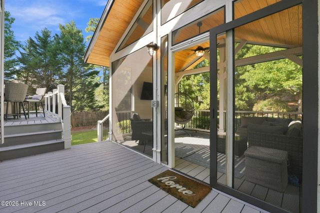 30 Lake View Drive E, Pinehurst, NC 28374