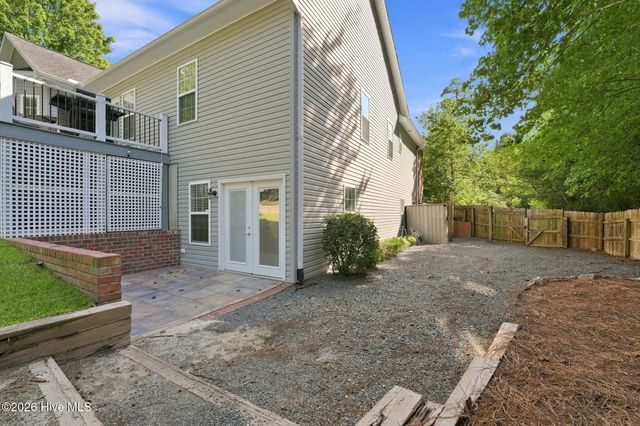 30 Lake View Drive E, Pinehurst, NC 28374