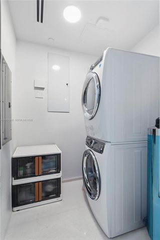 851 NE 1st Ave 3411, Miami, FL 33132