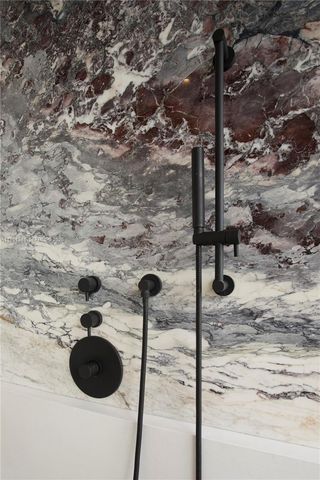 851 NE 1st Ave 3411, Miami, FL 33132