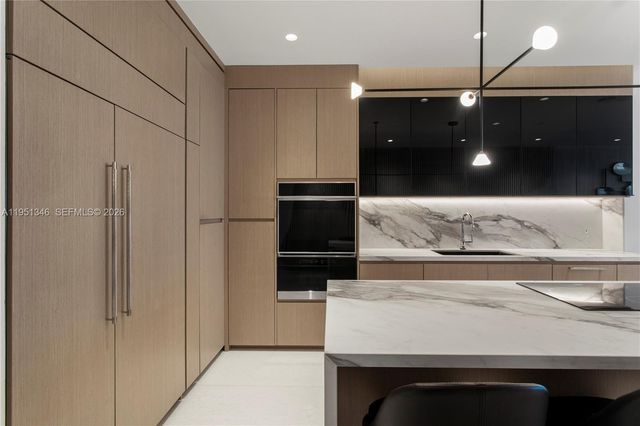 851 NE 1st Ave 3411, Miami, FL 33132