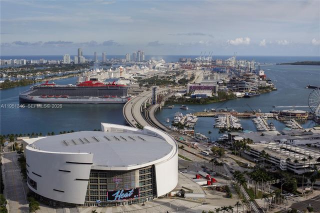 851 NE 1st Ave 3411, Miami, FL 33132