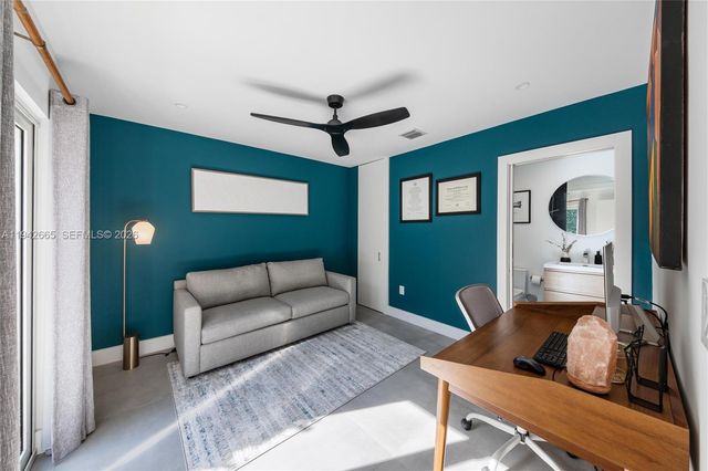 670 NE 58th St, Miami, FL 33137