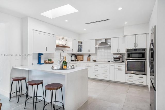 670 NE 58th St, Miami, FL 33137