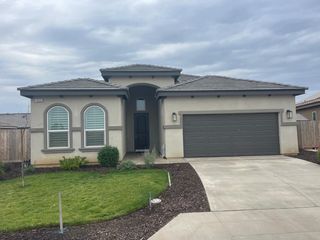 844 Fig Street, Madera, CA 93638
