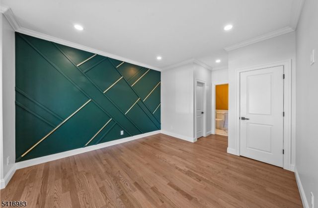 15 Scott Ter, Clifton City, NJ 07013