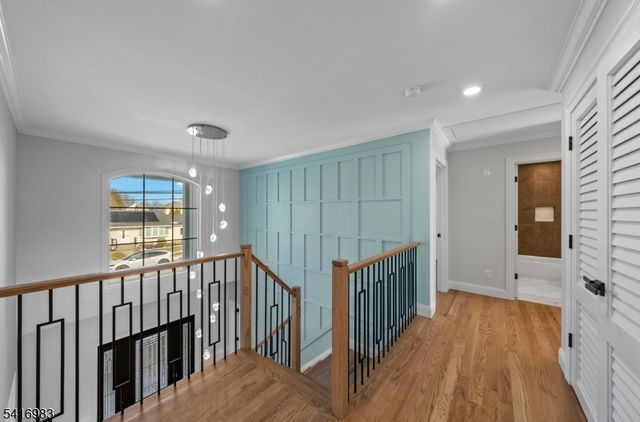 15 Scott Ter, Clifton City, NJ 07013