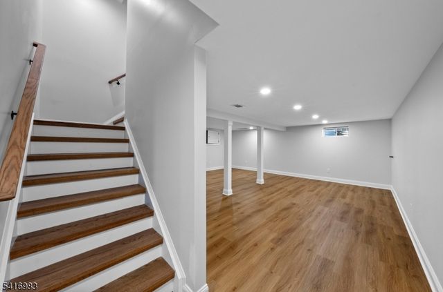 15 Scott Ter, Clifton City, NJ 07013