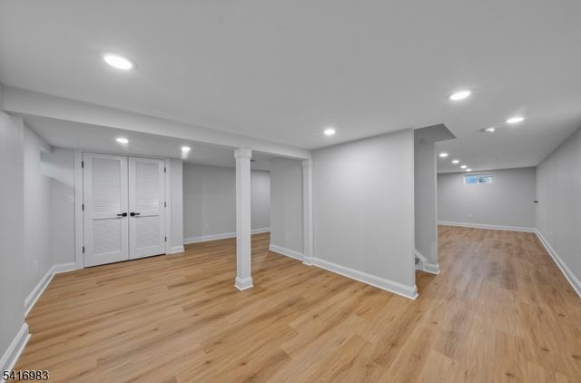 15 Scott Ter, Clifton City, NJ 07013