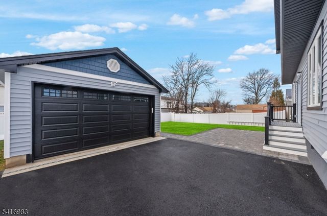 15 Scott Ter, Clifton City, NJ 07013