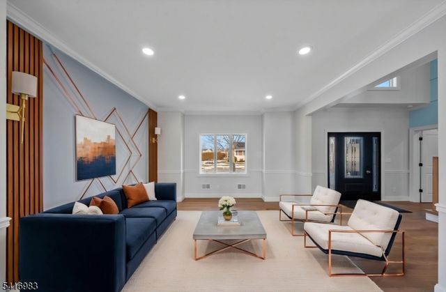 15 Scott Ter, Clifton City, NJ 07013