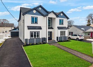 15 Scott Ter, Clifton City, NJ 07013