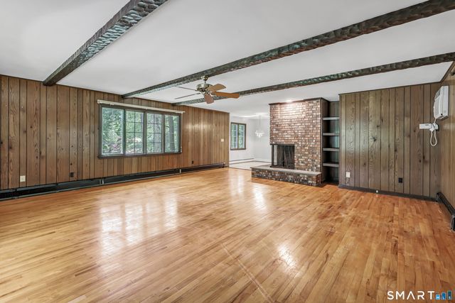 40 Owl Hill Trail, Trumbull, CT 06611