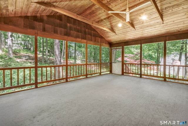 40 Owl Hill Trail, Trumbull, CT 06611