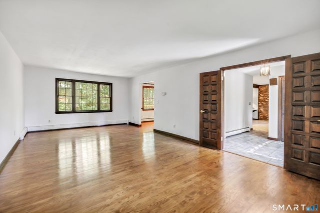 40 Owl Hill Trail, Trumbull, CT 06611