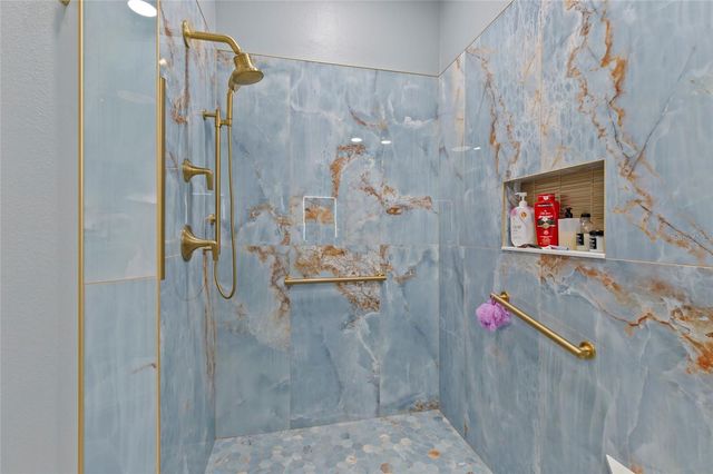10 FRANKLIN COURT S 63C, St Petersburg, FL 33711