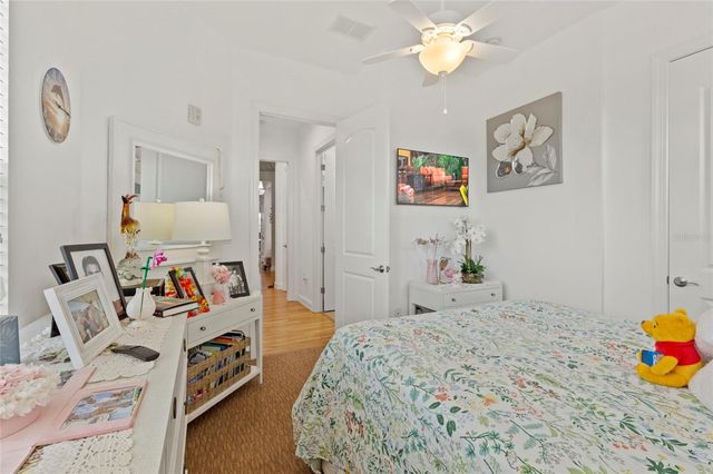 10 FRANKLIN COURT S 63C, St Petersburg, FL 33711