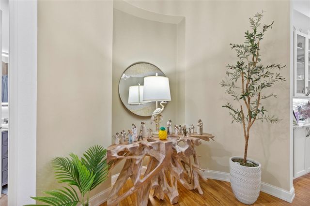 10 FRANKLIN COURT S 63C, St Petersburg, FL 33711