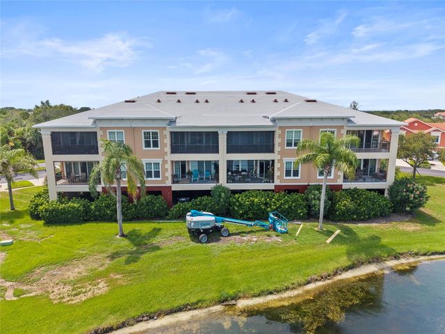 10 FRANKLIN COURT S 63C, St Petersburg, FL 33711