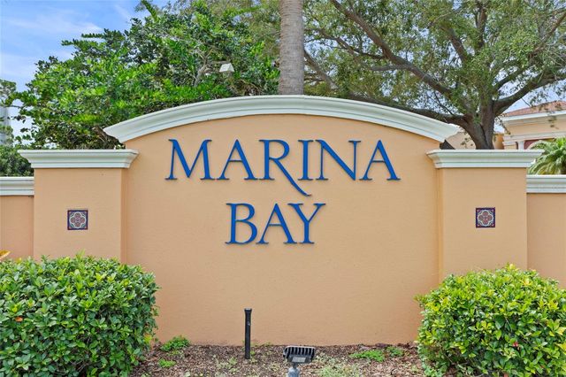 10 FRANKLIN COURT S 63C, St Petersburg, FL 33711