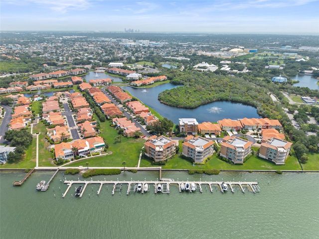 10 FRANKLIN COURT S 63C, St Petersburg, FL 33711