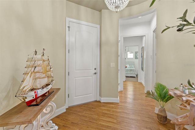 10 FRANKLIN COURT S 63C, St Petersburg, FL 33711