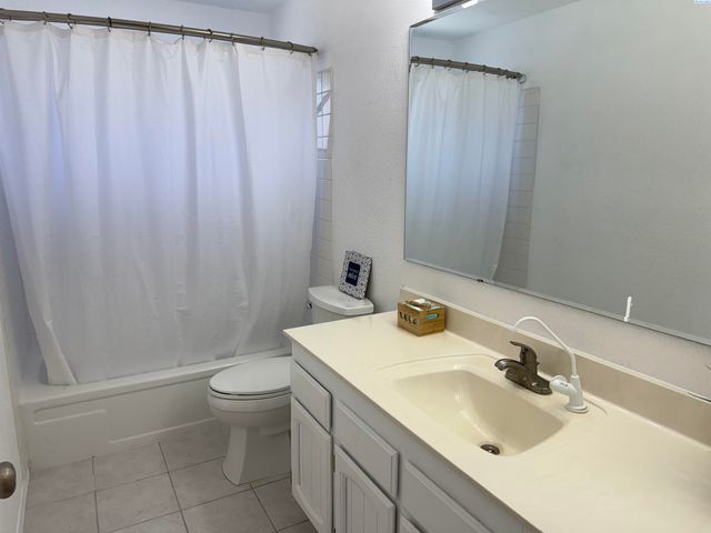 6105 W Sylvester St., Pasco, WA 99301