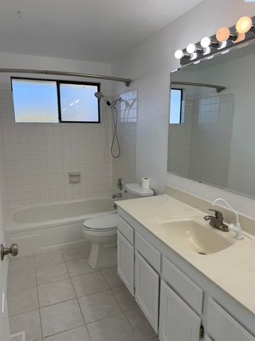 6105 W Sylvester St., Pasco, WA 99301