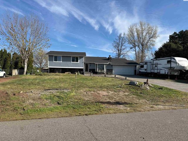 6105 W Sylvester St., Pasco, WA 99301