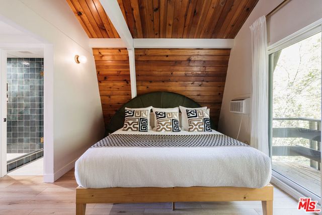 27585 Alpen Drive, Lake Arrowhead, CA 92352