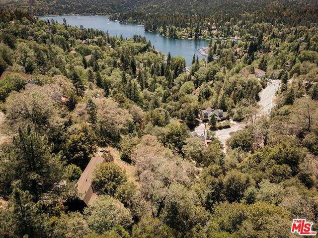 27585 Alpen Drive, Lake Arrowhead, CA 92352