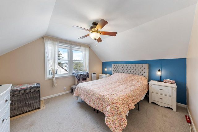 213 Summit DRIVE, Port Washington, WI 53074