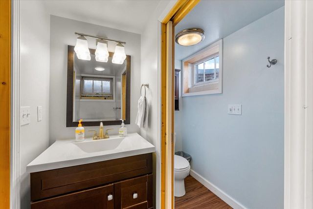 213 Summit DRIVE, Port Washington, WI 53074