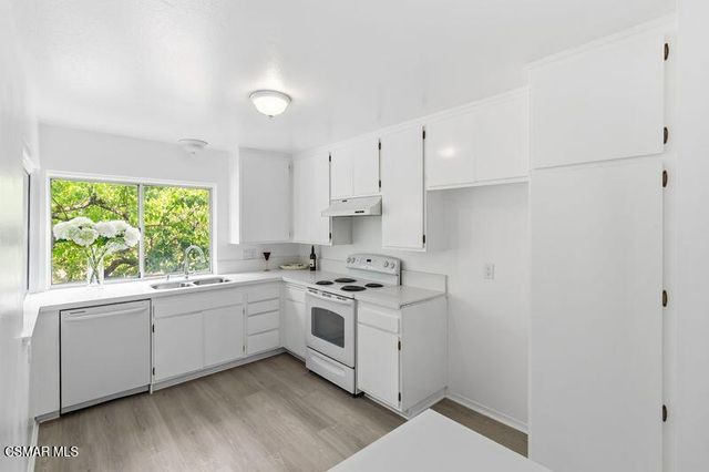 584 Rio Grande Circle, Thousand Oaks, CA 91360