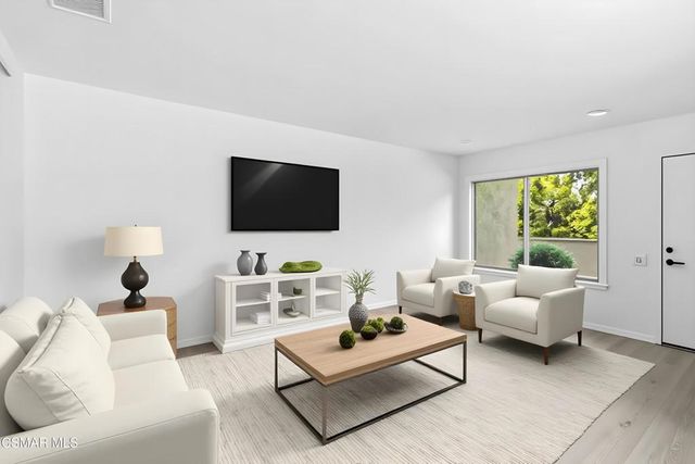 584 Rio Grande Circle, Thousand Oaks, CA 91360