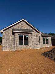 110 Fitzgerald Drive, Benton, AR 72015