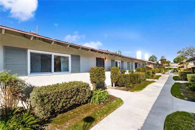 3139 E Chapman 3B, Orange, CA 92869